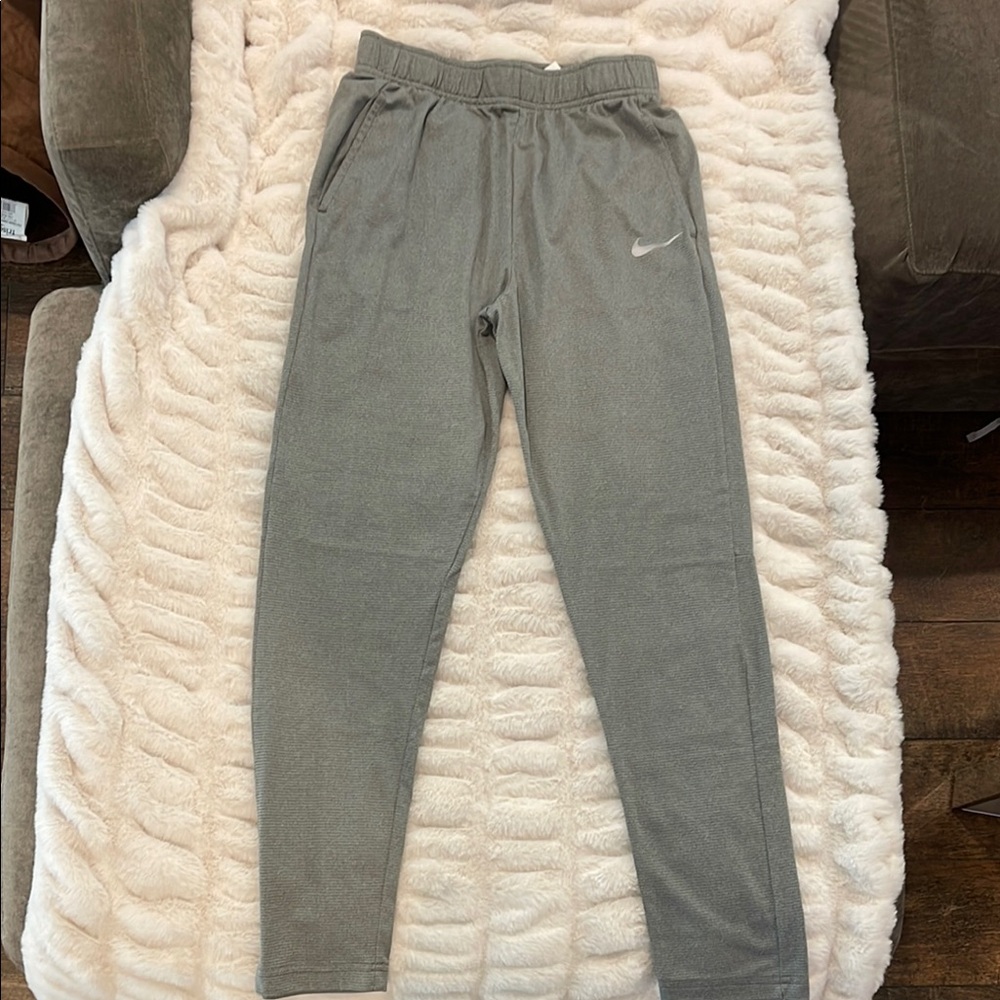 Nike Kids Grey Dri-Fit Jogger Pants-Lg. Excellent cond. Like new!